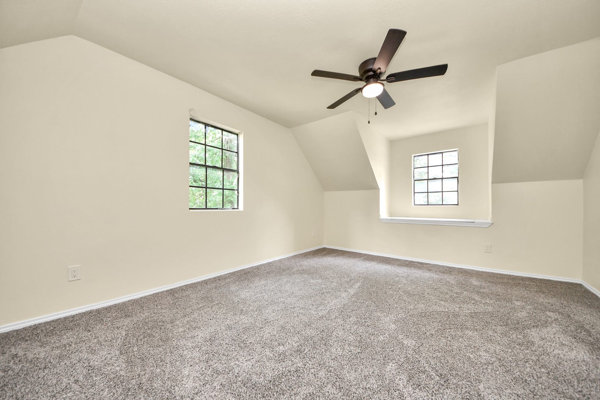 1111 Avenue J Avenue, South Houston, TX 77587 1111 Avenue J Avenue, South Houston, TX 77587