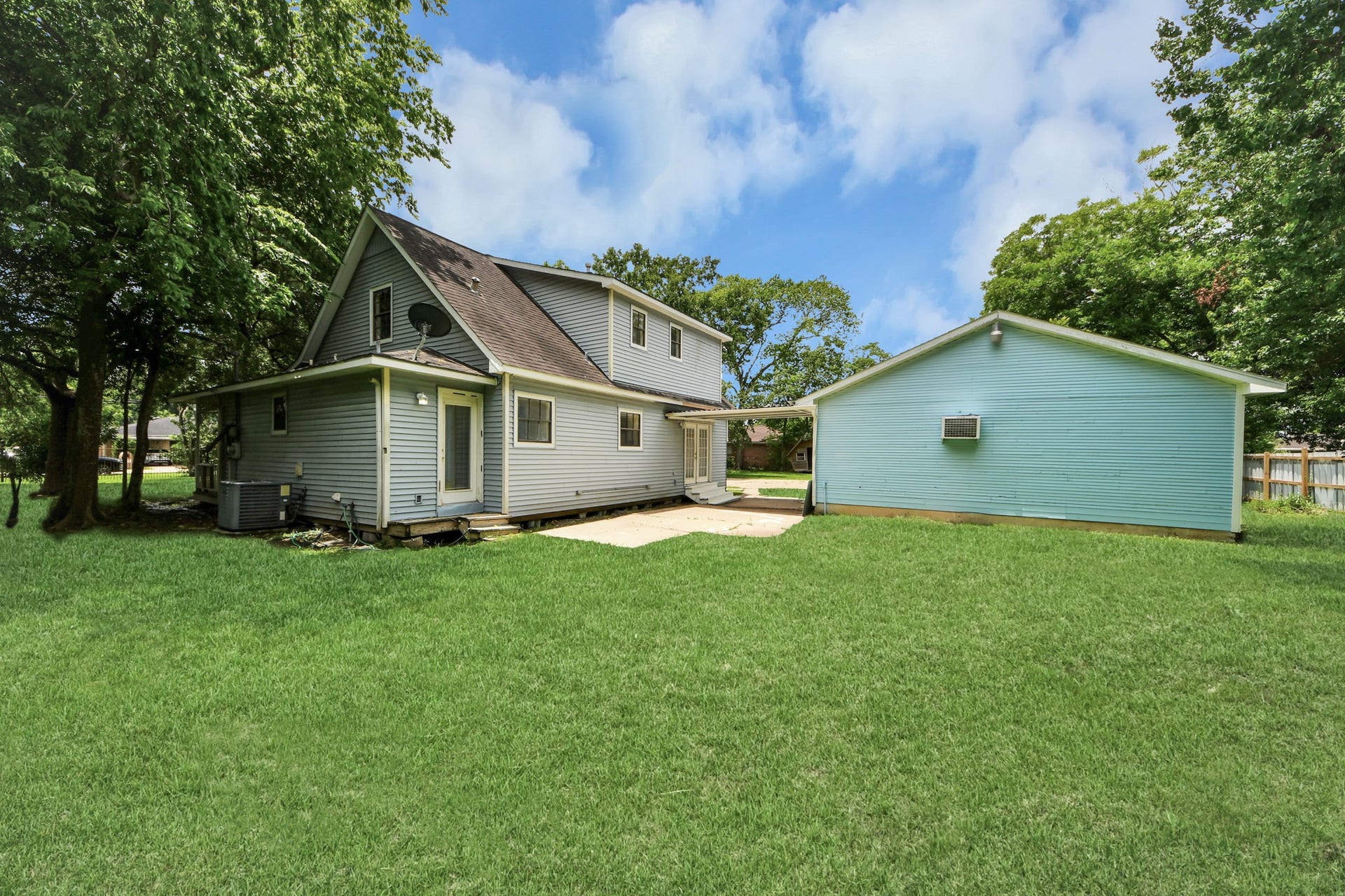 1111 Avenue J Avenue, South Houston, TX 77587 1111 Avenue J Avenue, South Houston, TX 77587
