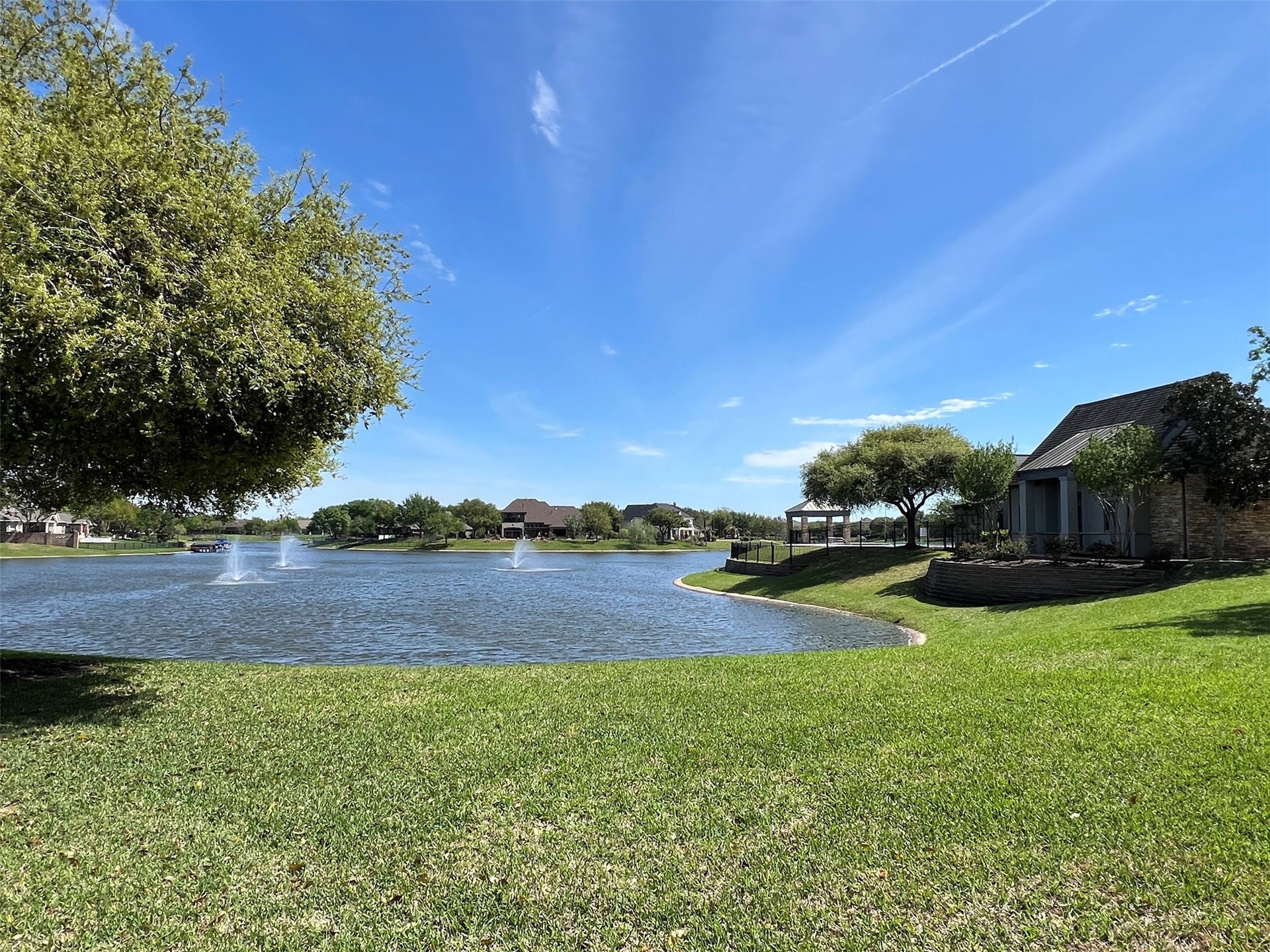 2003 Broken Branch Court, Katy, TX 77494 Lakes in the community