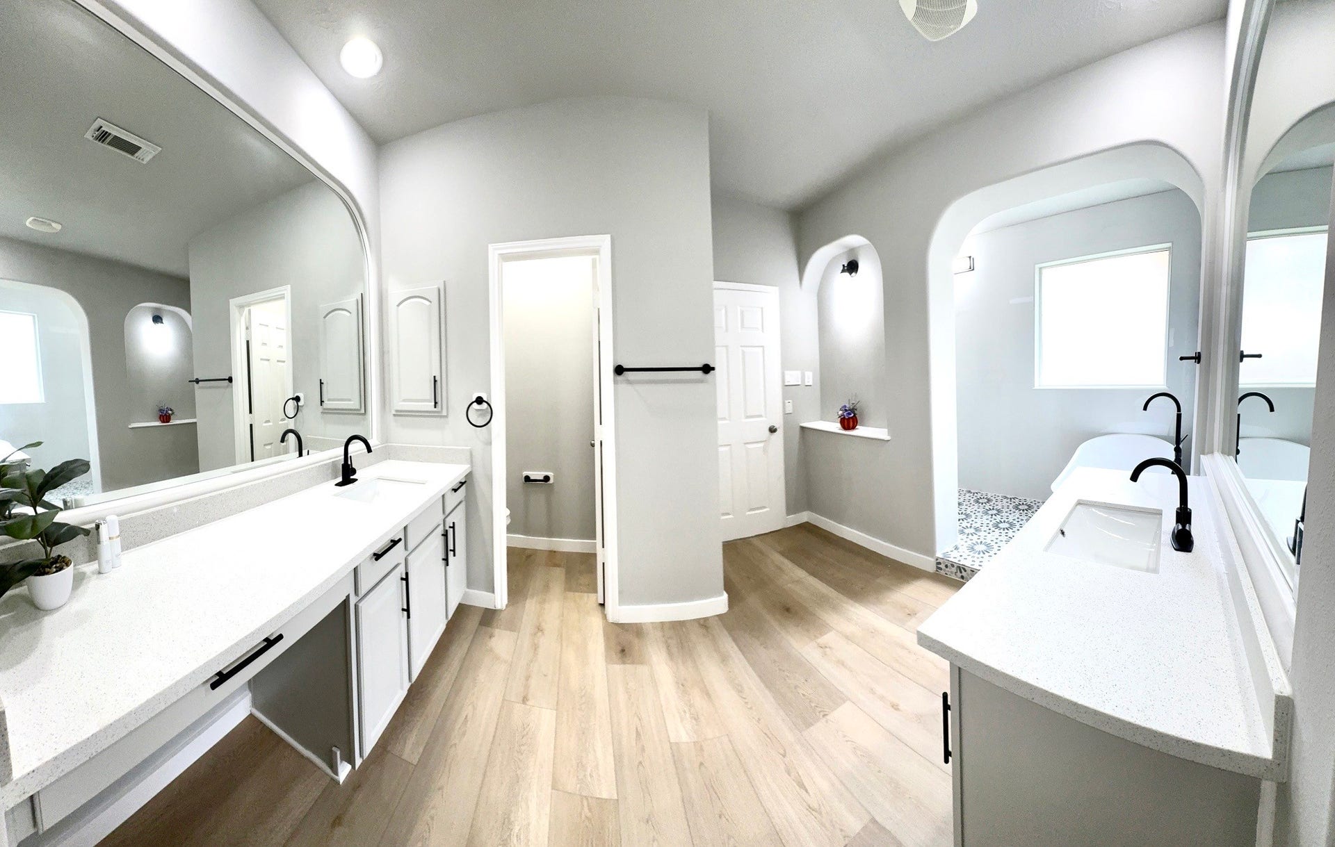 2003 Broken Branch Court, Katy, TX 77494 Double Sinks Master Bath