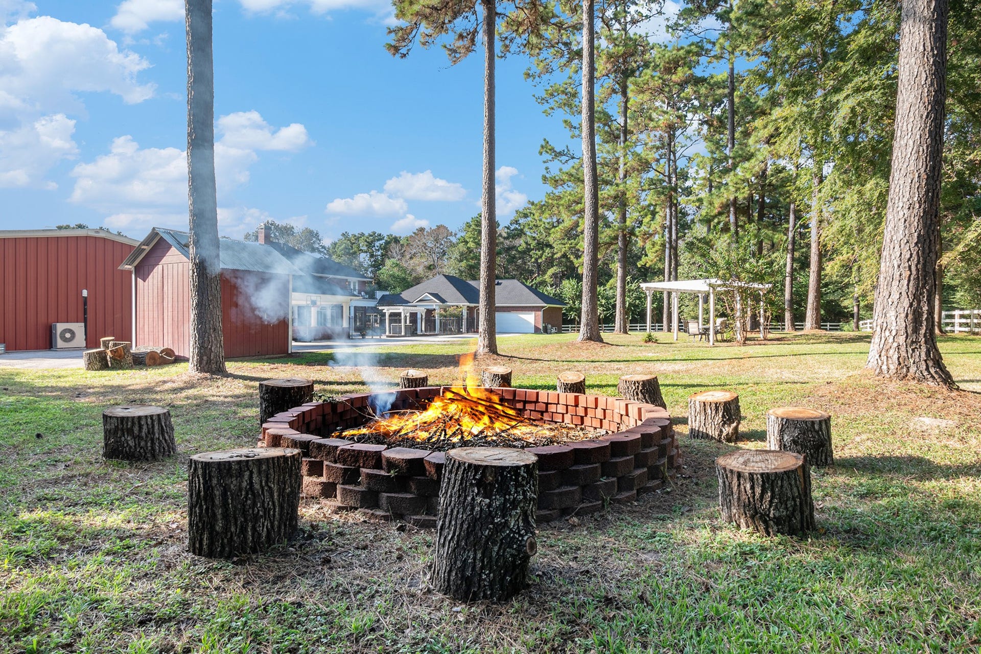 28126 Indigo Lake Court, Magnolia, TX 77355 Amazing and cozy firepit!