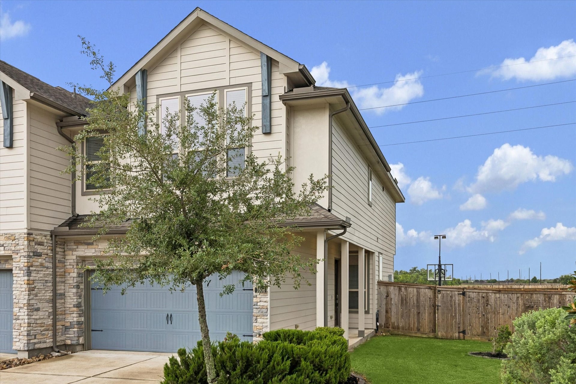 1606 Ryon Falls Drive, Richmond, TX 77469 1606 Ryon Falls Drive, Richmond, TX 77469