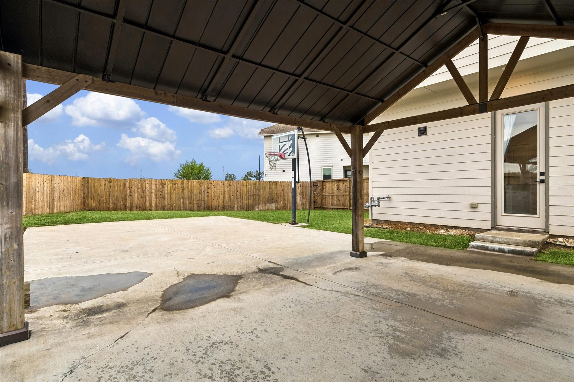 1606 Ryon Falls Drive, Richmond, TX 77469 1606 Ryon Falls Drive, Richmond, TX 77469