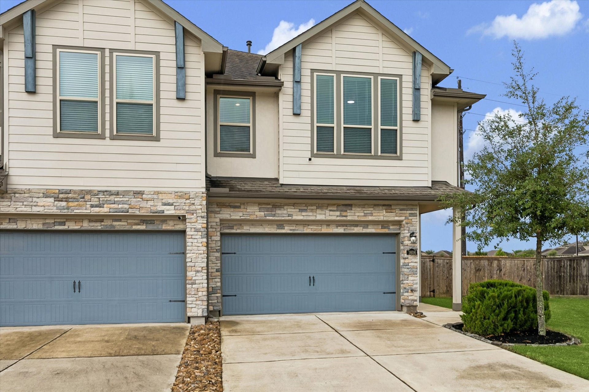 1606 Ryon Falls Drive, Richmond, TX 77469 1606 Ryon Falls Drive, Richmond, TX 77469