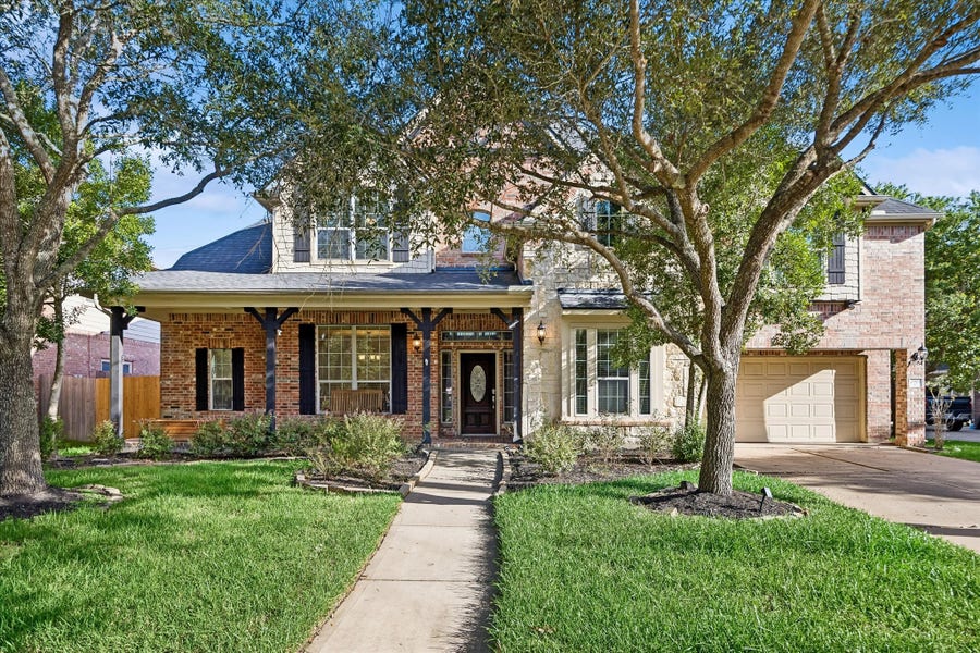 Property photo for 2902 Grand Mesa Pass, Missouri City, TX