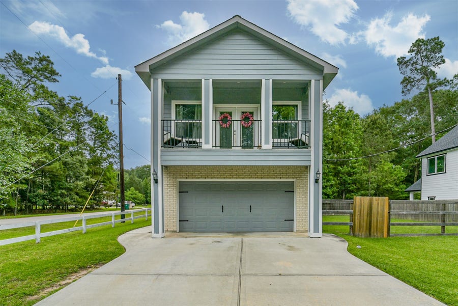 Property photo for 725 Magnolia Point Drive, Huffman, TX