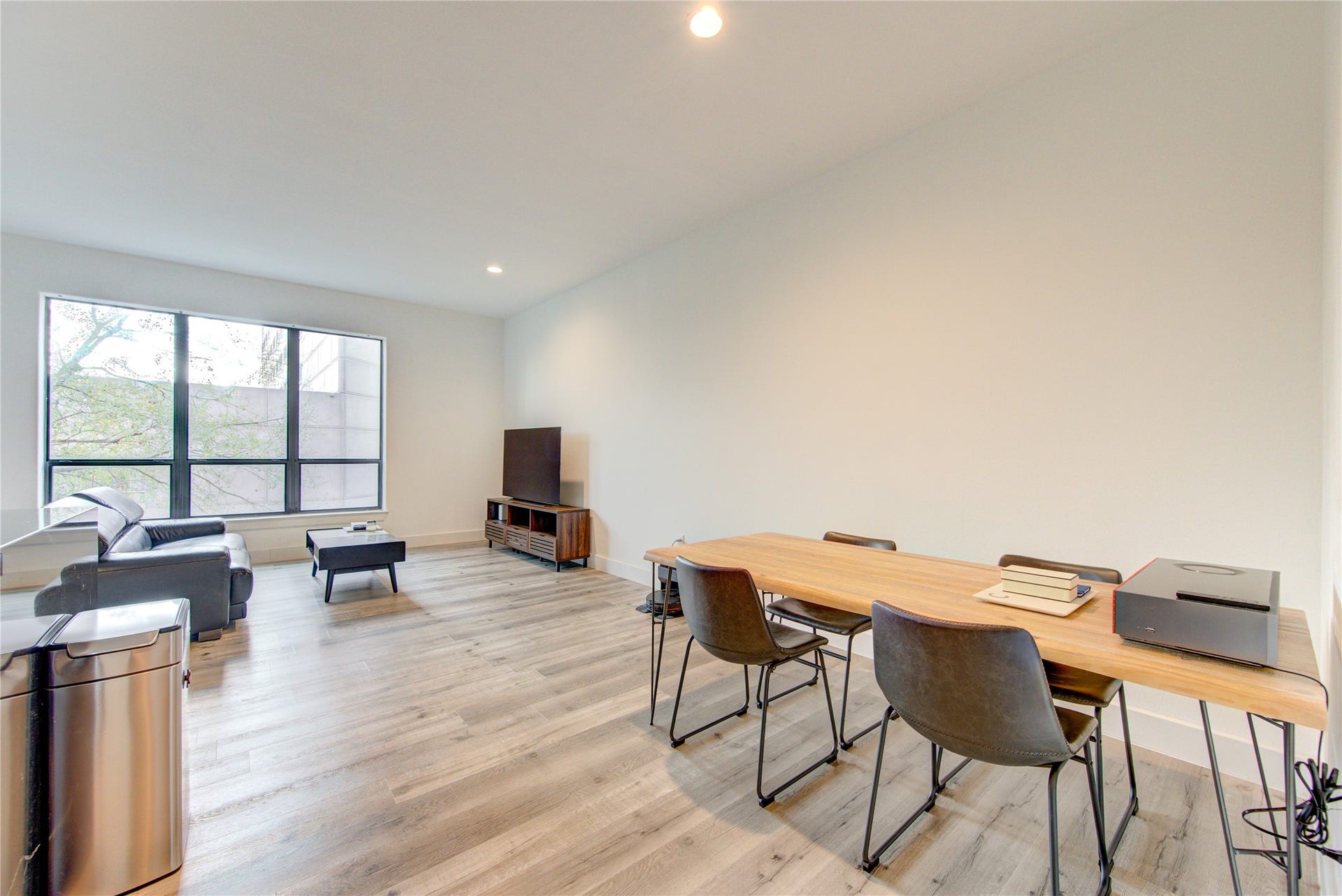 1901 Post Oak Boulevard, #3105, Houston, TX 77056 1901 Post Oak Boulevard, #3105, Houston, TX 77056