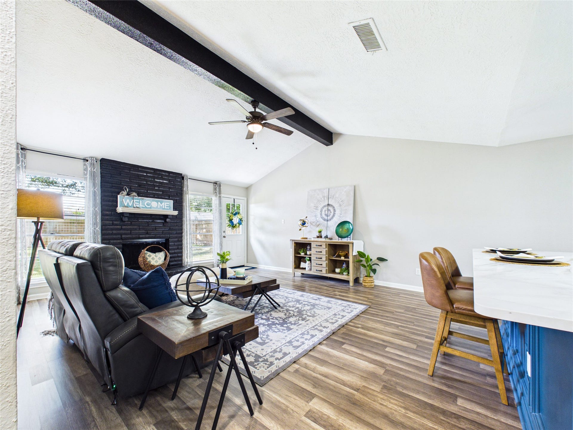 6209 Brookdale Drive, League City, TX 77573 6209 Brookdale Drive, League City, TX 77573