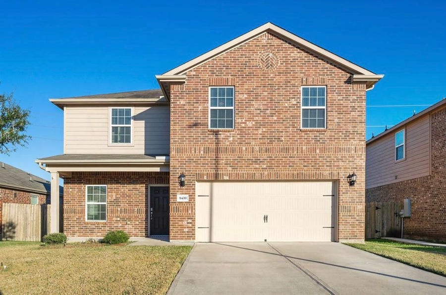 Property photo for 9439 Grand Spark Drive, Rosharon, TX