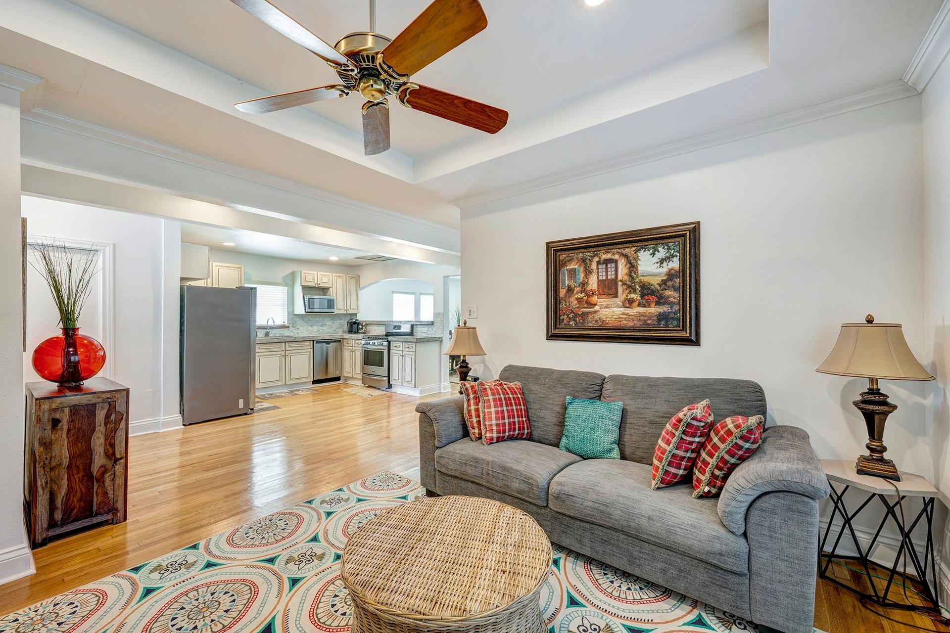 1811 Marshall Street, #B, Houston, TX 77098 1811 Marshall Street, #B, Houston, TX 77098
