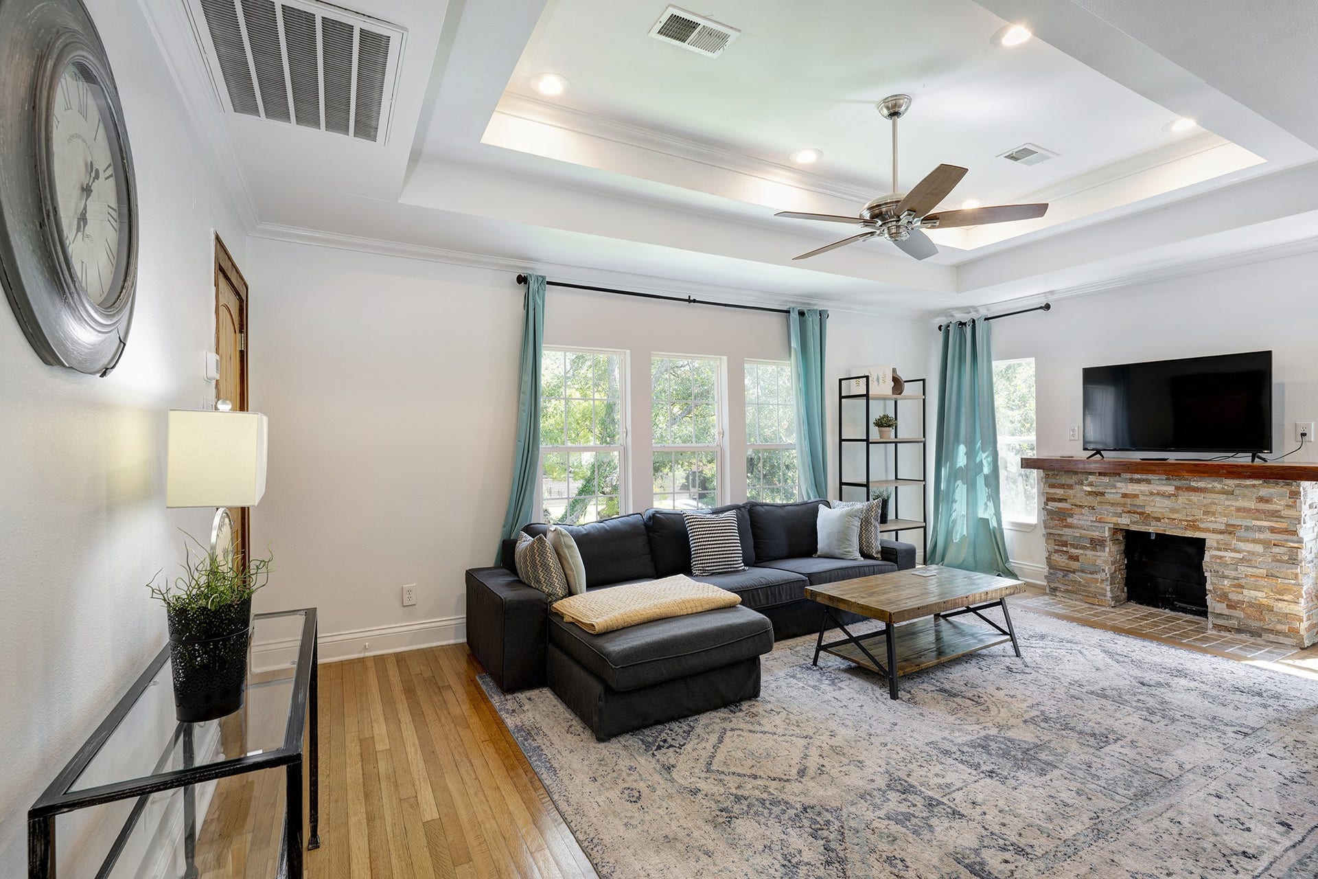 1811 Marshall Street, #B, Houston, TX 77098 1811 Marshall Street, #B, Houston, TX 77098