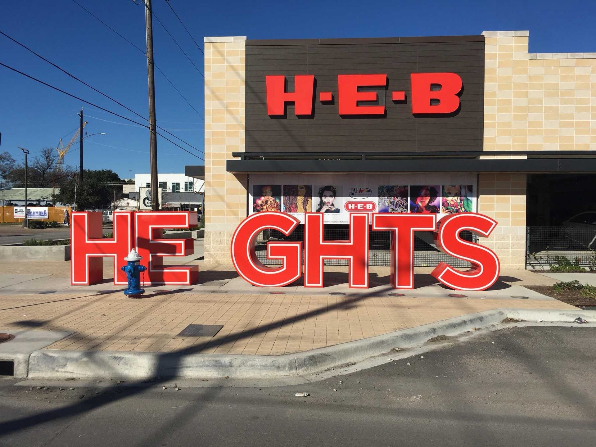 837 E 27th Street, Houston, TX 77009 Enjoy the convenience of living just 1.7 miles from the Heights H-E-B, perfect for all your shopping needs!