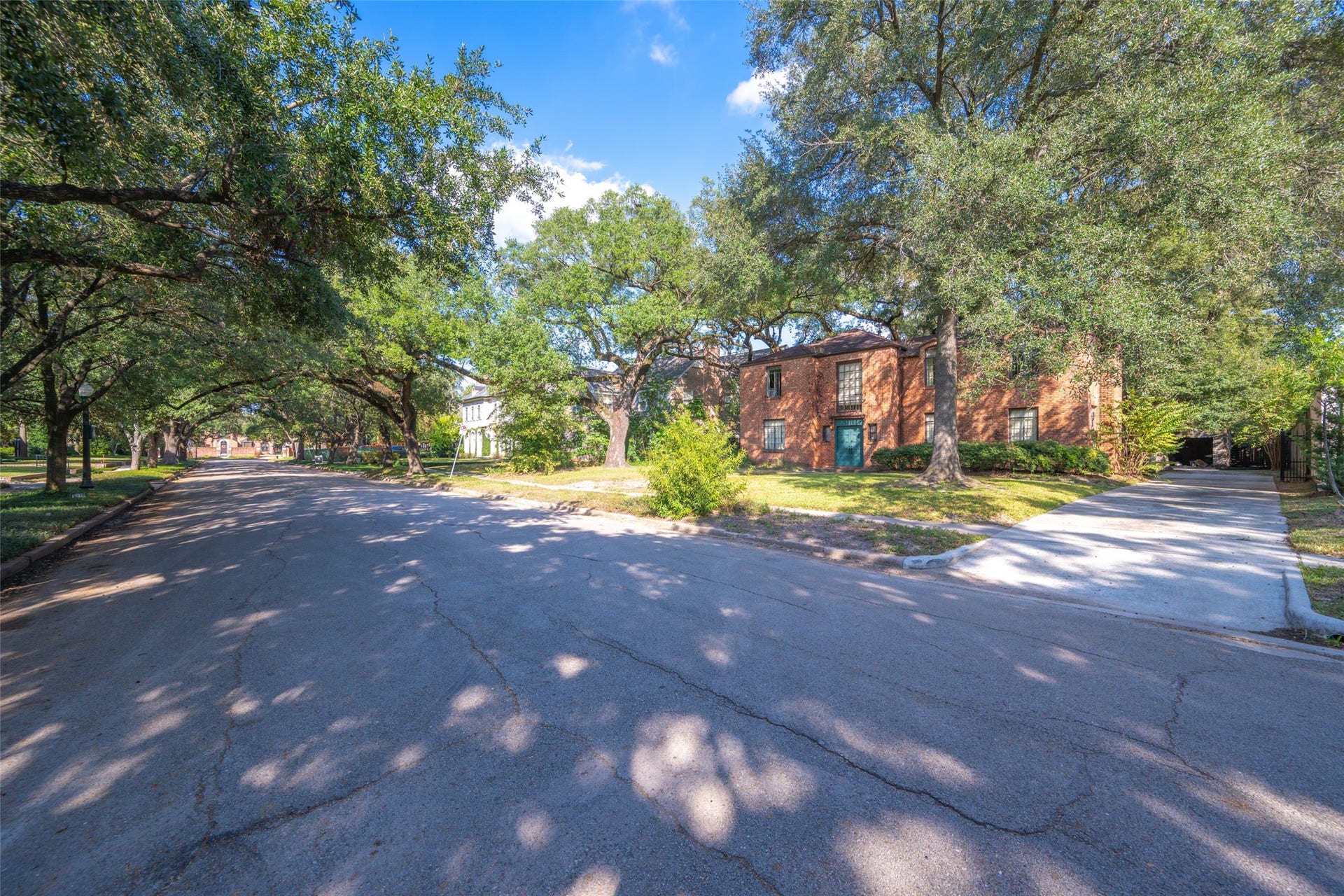 5317 Cherokee Street, Houston, TX 77005