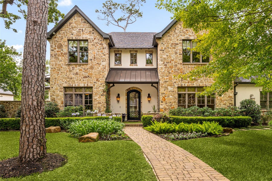 Property photo for 735 Timber Hill Drive, Hedwig Village, TX