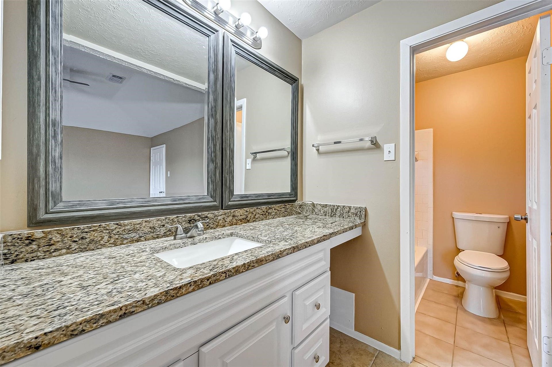 718 Beechbend Drive, Missouri City, TX 77489 718 Beechbend Drive, Missouri City, TX 77489