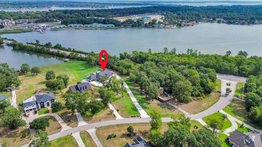 Property photo for 18828 Harbor Side Boulevard, Conroe, TX