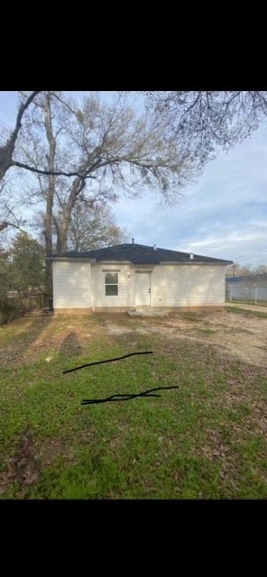 924 S 1st Street, Conroe, TX 77301 924 S 1st Street, Conroe, TX 77301