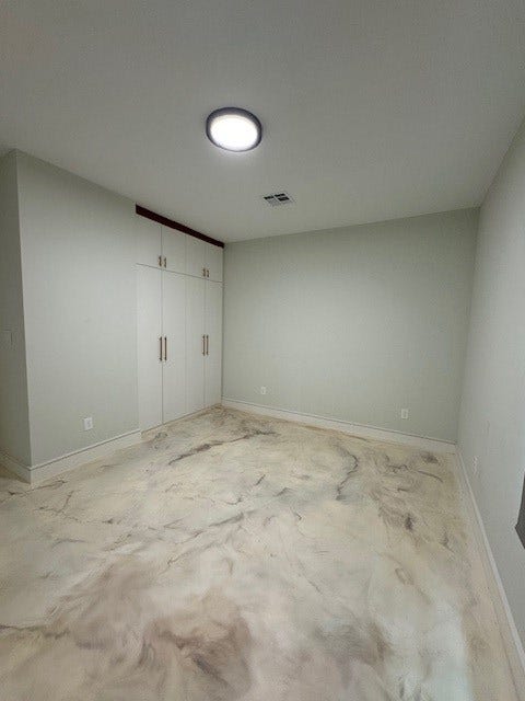 924 S 1st Street, Conroe, TX 77301 924 S 1st Street, Conroe, TX 77301
