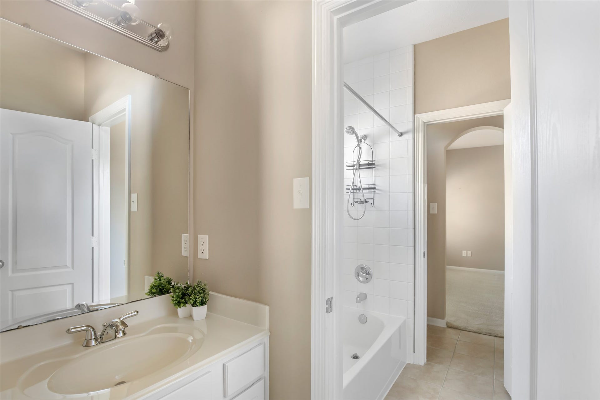12618 Quartz Lake Drive, Humble, TX 77346 12618 Quartz Lake Drive, Humble, TX 77346