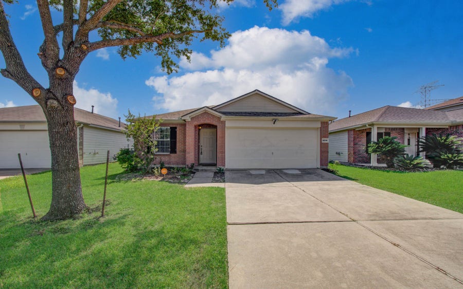 Property photo for 9214 Brandon Chase Ln Lane, Richmond, TX