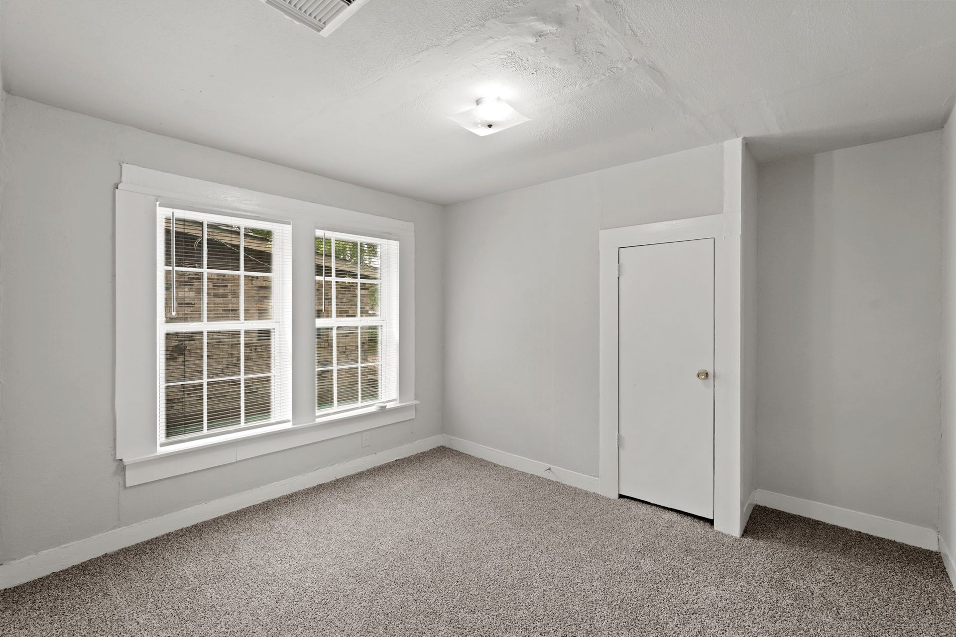 1001 Defender Street, Houston, TX 77029 1001 Defender Street, Houston, TX 77029