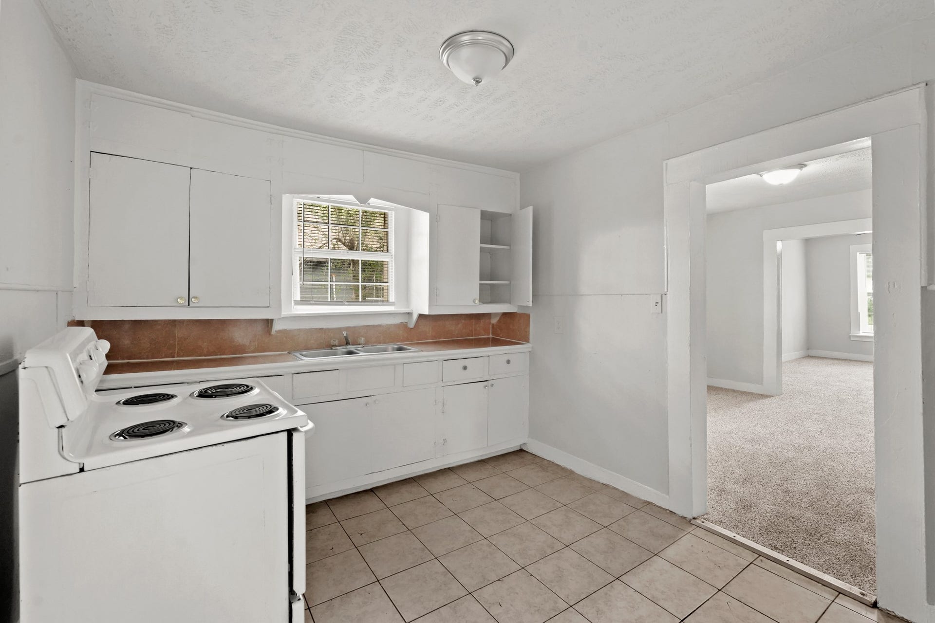 1001 Defender Street, Houston, TX 77029 1001 Defender Street, Houston, TX 77029