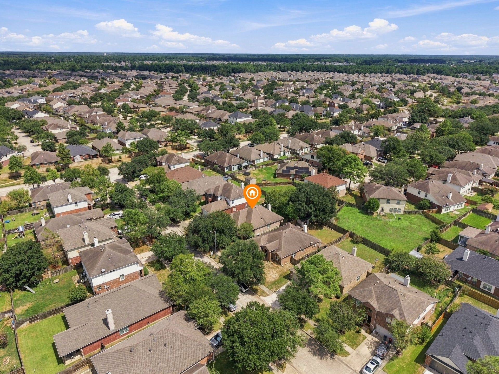 30026 Luna Lakes Drive, Spring, TX 77386 Enjoy convenient access to neighborhood amenities, shopping, dining, and highly rated local schools, bringing everyday essentials and recreational opportunities within easy reach.