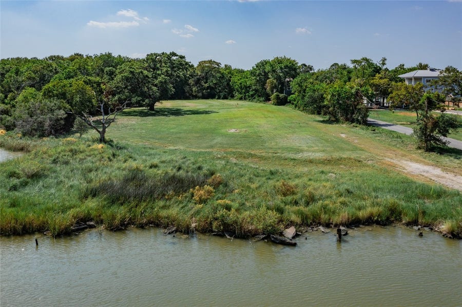Property photo for 1917 Clopper Street, Seabrook, TX