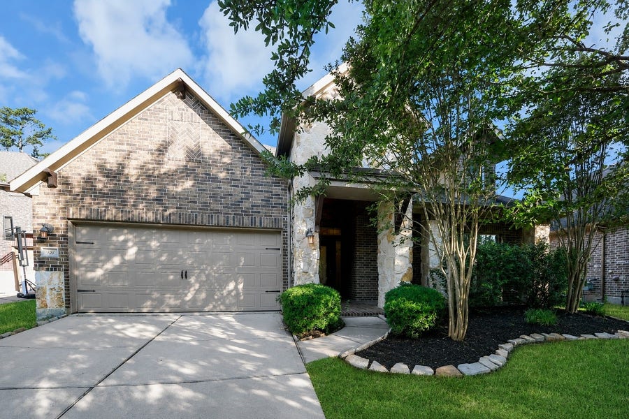 Property photo for 143 W Wading Pond Circle, Tomball, TX