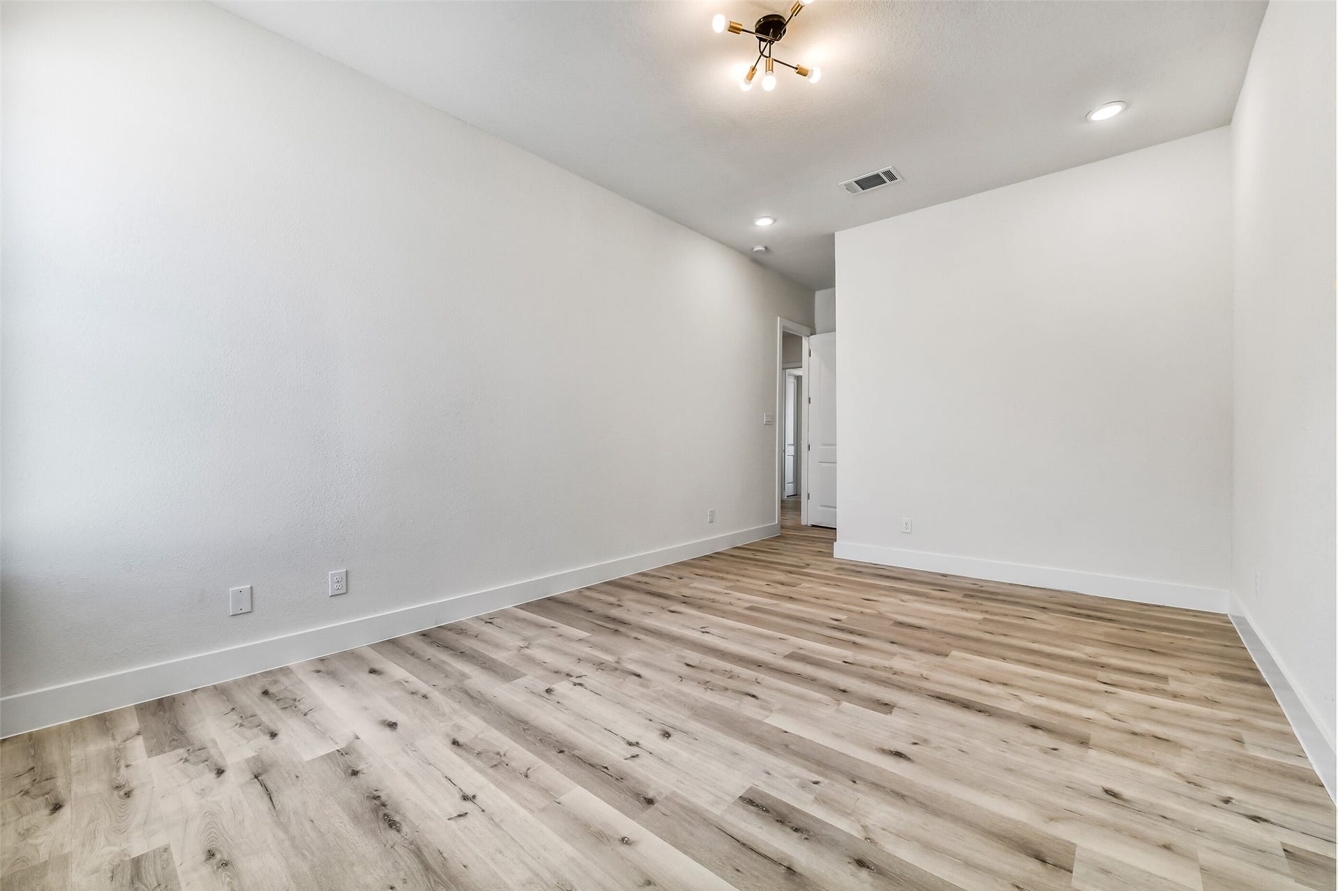 5908 St Augustine Street, #D, Houston, TX 77021 5908 St Augustine Street, #D, Houston, TX 77021