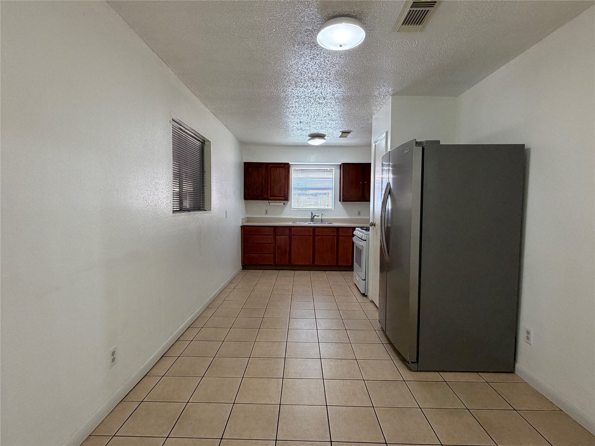 8842 Barton Street, Houston, TX 77075