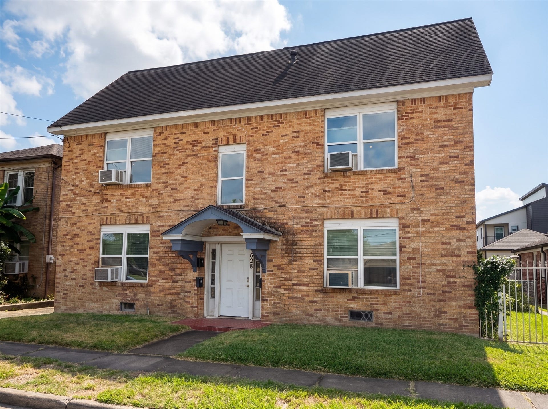 5028 Stimson Street, Houston, TX 77023 5028 Stimson Street, Houston, TX 77023