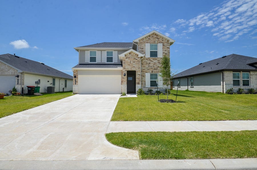 Property photo for 31707 Hallington Hill Lane, Fulshear, TX