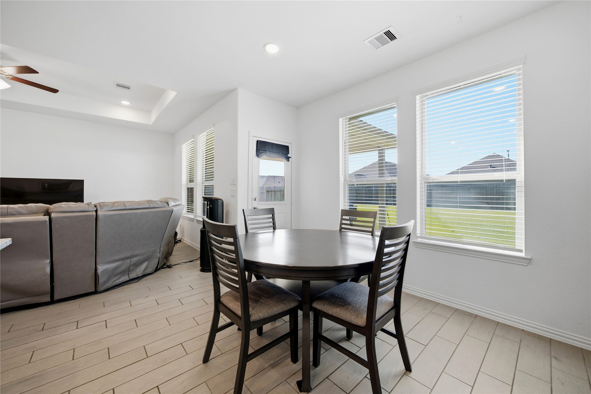 7910 Royal Palm Drive, Fulshear, TX 77441 7910 Royal Palm Drive, Fulshear, TX 77441