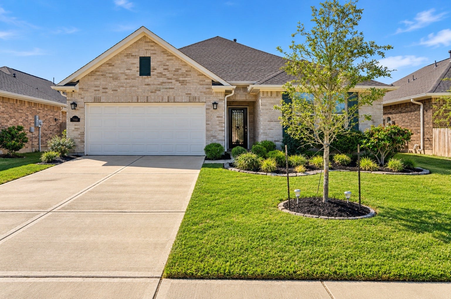 7910 Royal Palm Drive, Fulshear, TX 77441 7910 Royal Palm Drive, Fulshear, TX 77441