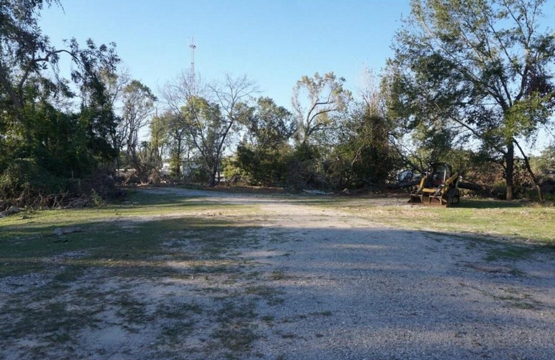 424 S Avenue D, Humble, TX 77338 424 S Avenue D, Humble, TX 77338