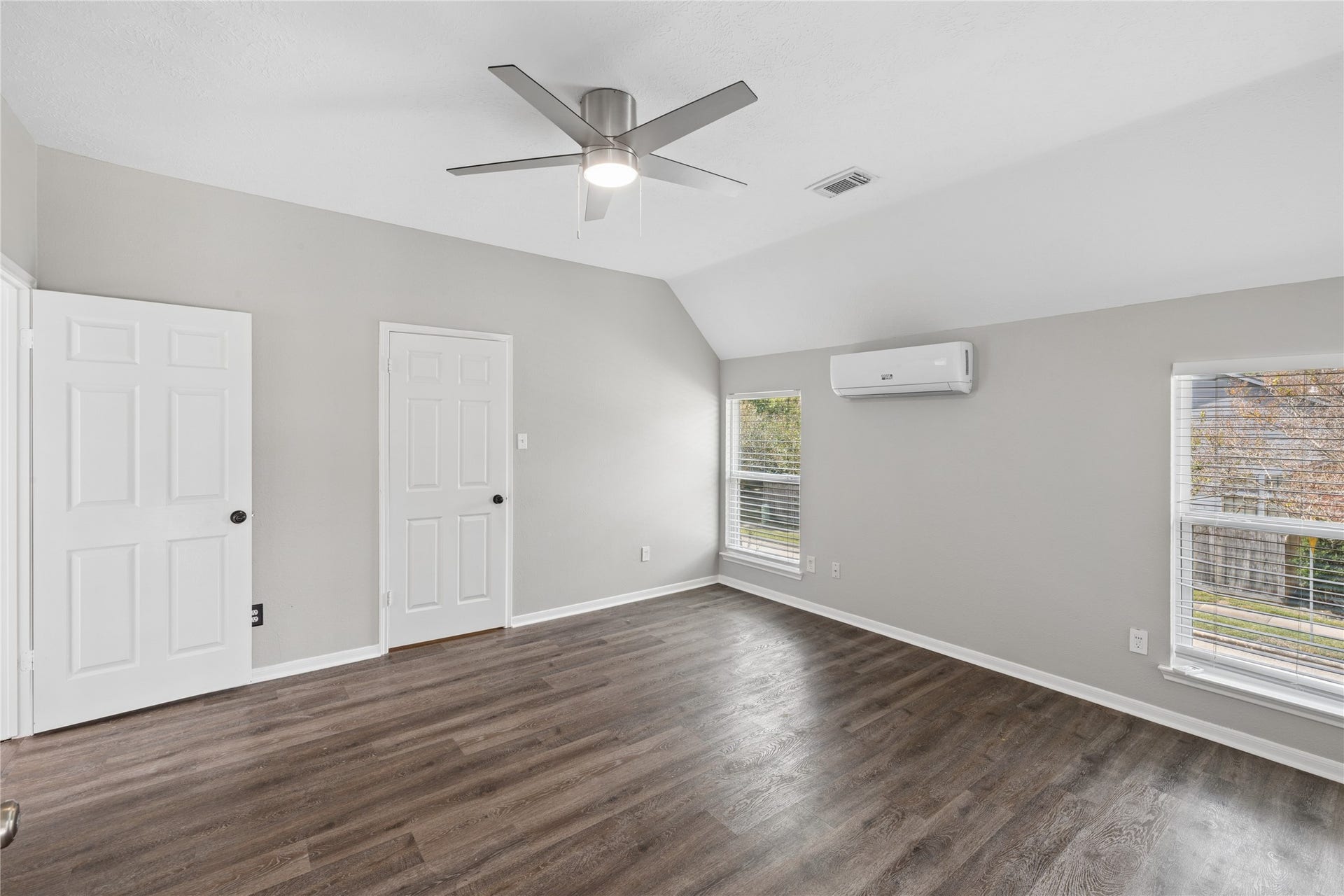 7002 Little Redwood Drive, Pasadena, TX 77505 Primary Bedroom