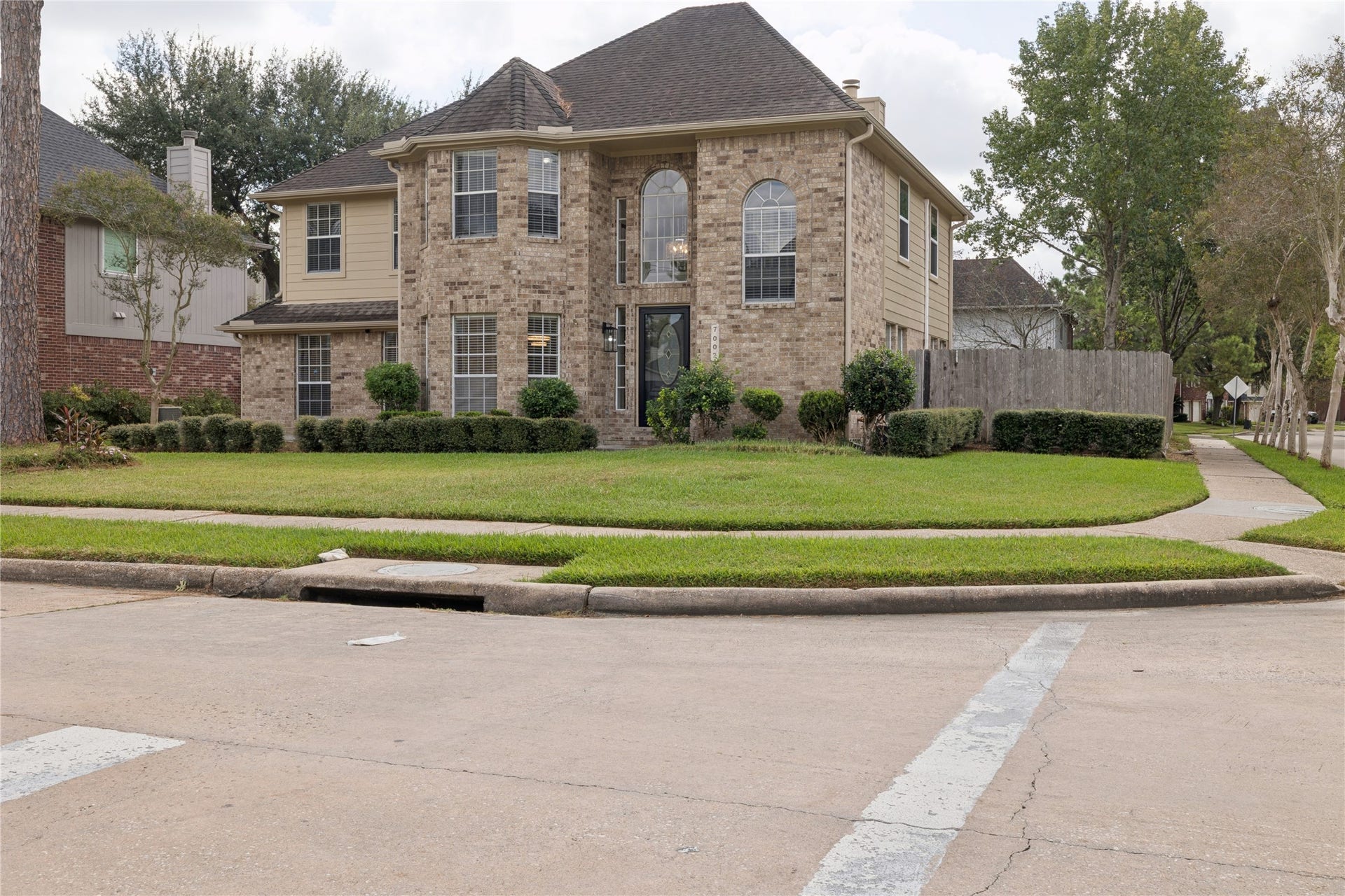 7002 Little Redwood Drive, Pasadena, TX 77505 7002 Little Redwood Drive, Pasadena, TX 77505