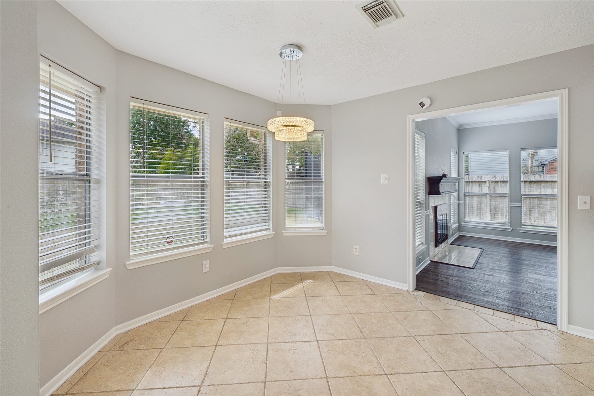 7002 Little Redwood Drive, Pasadena, TX 77505 Dining Room