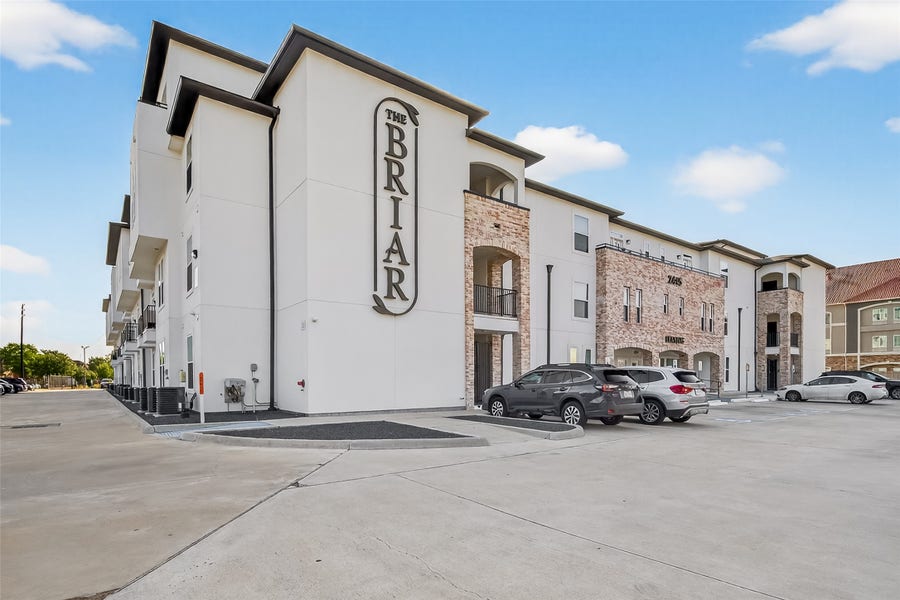 Property photo for 2445 Shadow View Lane, #126, Houston, TX