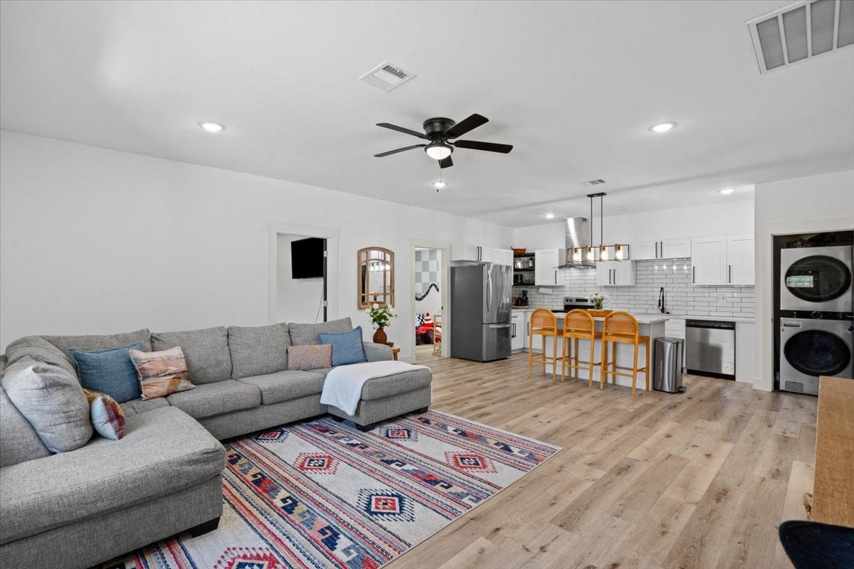 13509 S Bellaire Street, Santa Fe, TX 77510 13509 S Bellaire Street, Santa Fe, TX 77510