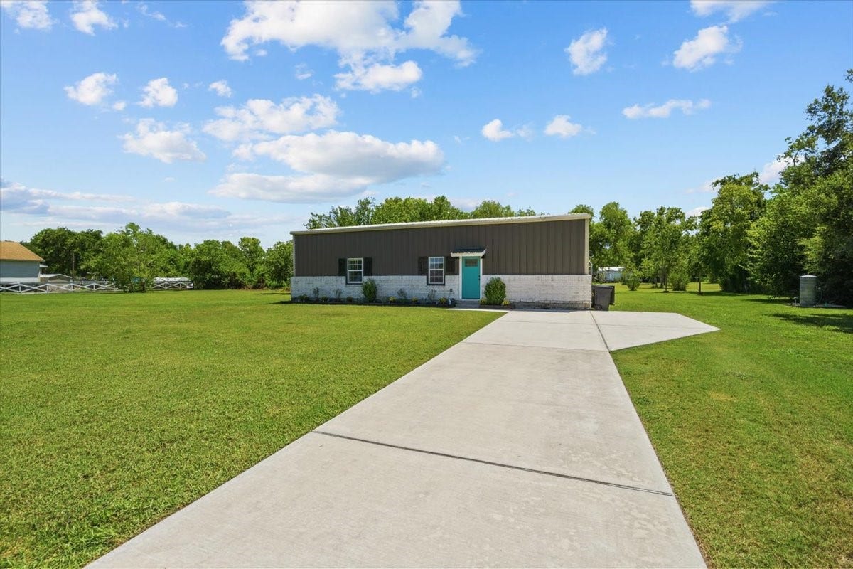 13509 S Bellaire Street, Santa Fe, TX 77510 13509 S Bellaire Street, Santa Fe, TX 77510