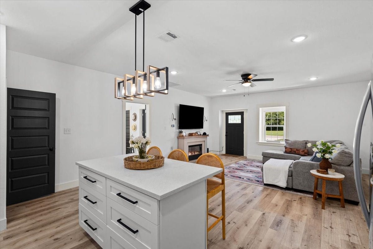 13509 S Bellaire Street, Santa Fe, TX 77510 13509 S Bellaire Street, Santa Fe, TX 77510