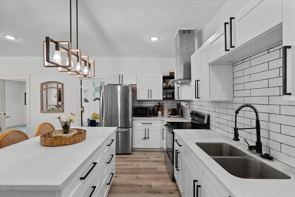 13509 S Bellaire Street, Santa Fe, TX 77510 13509 S Bellaire Street, Santa Fe, TX 77510