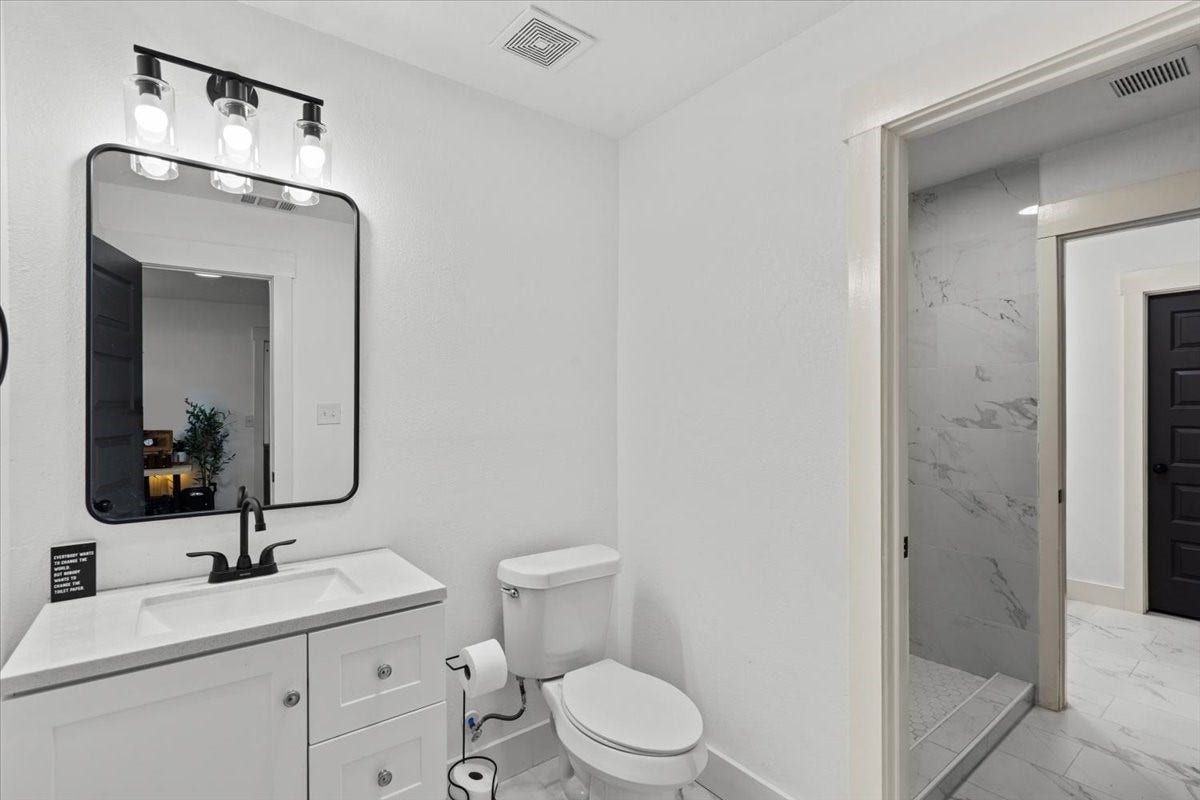 13509 S Bellaire Street, Santa Fe, TX 77510 13509 S Bellaire Street, Santa Fe, TX 77510