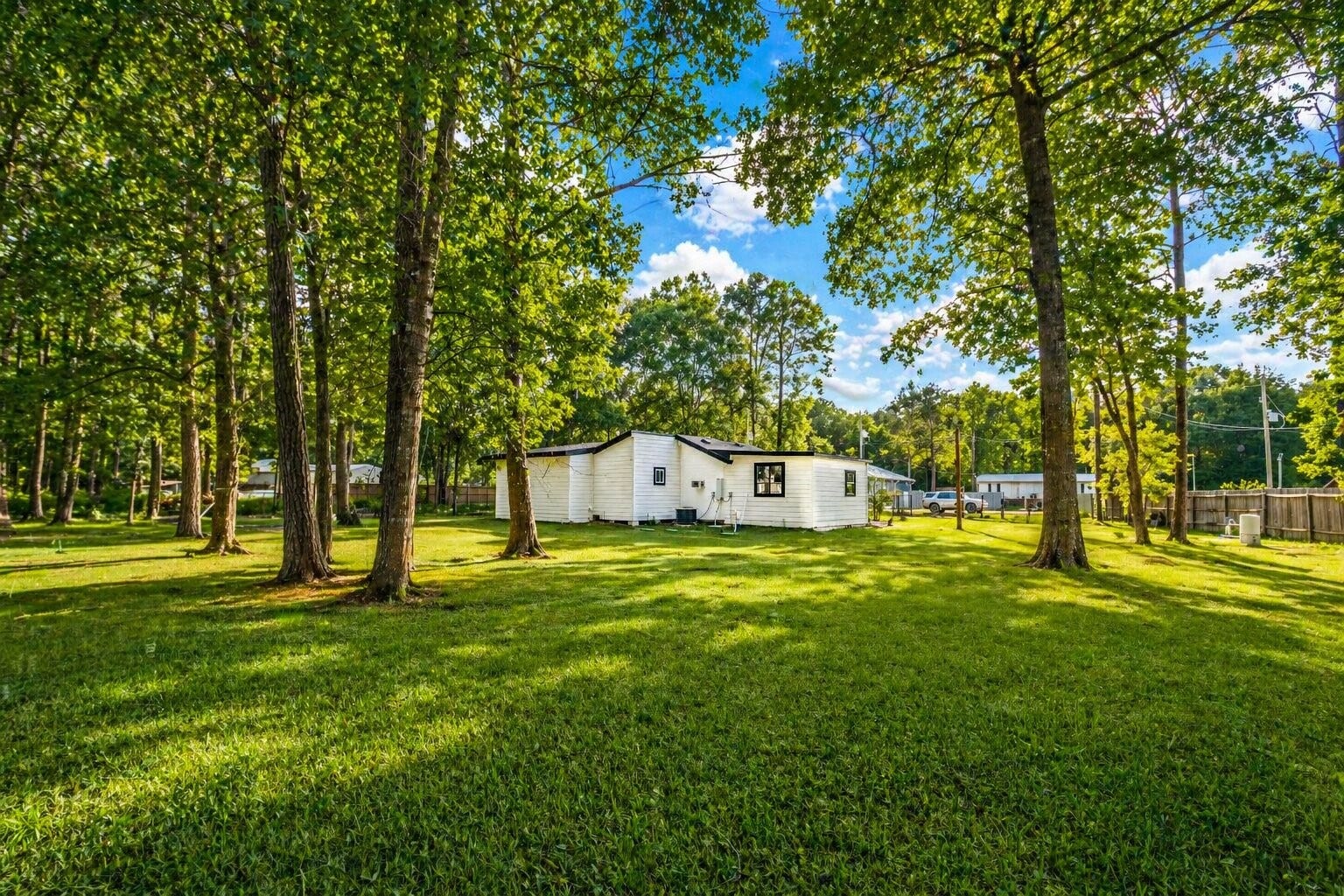 19109 Salop Court, New Caney, TX 77357 19109 Salop Court, New Caney, TX 77357