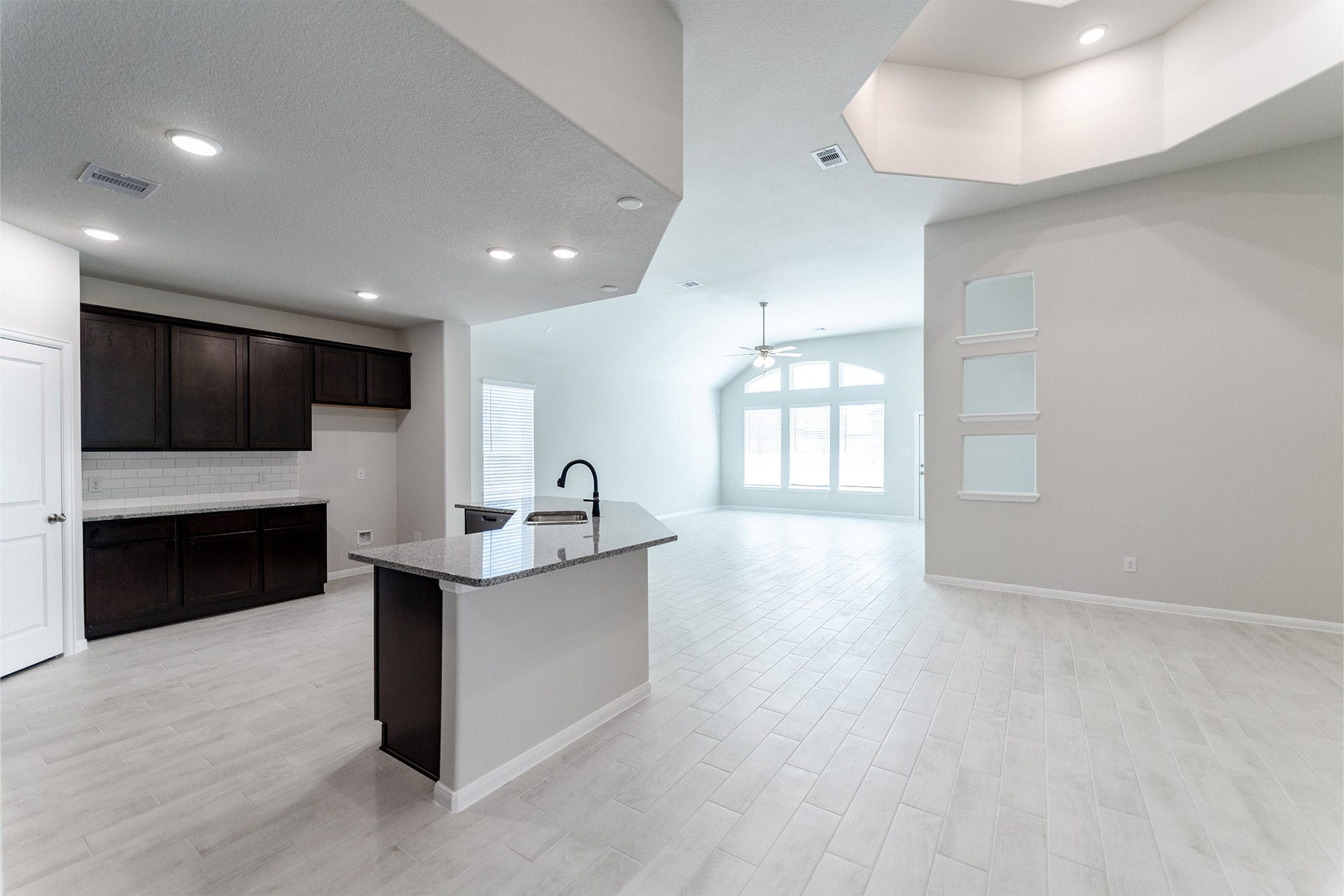 2826 Obsidian Drive, Rosharon, TX 77583
