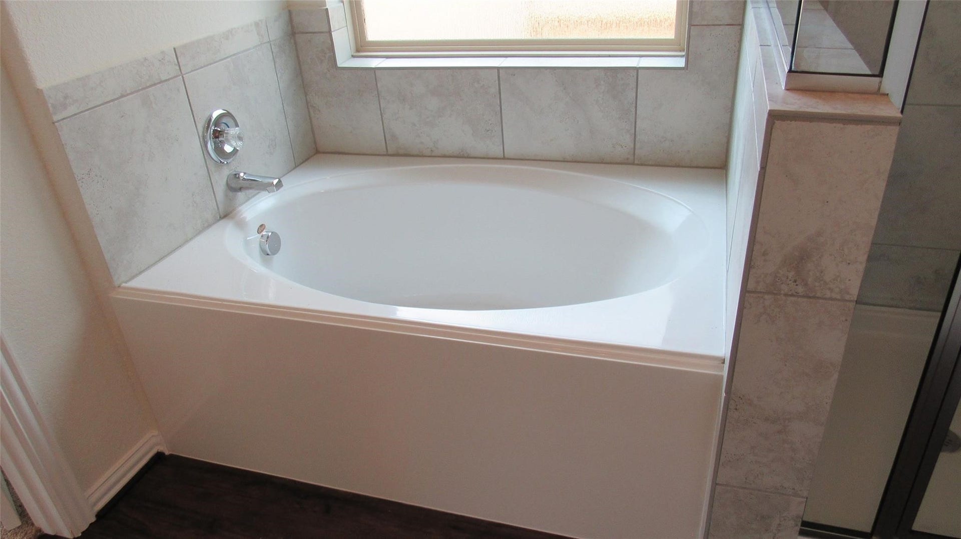 9007 Beacon Mill Drive, Cypress, TX 77433 9007 Beacon Mill Drive, Cypress, TX 77433
