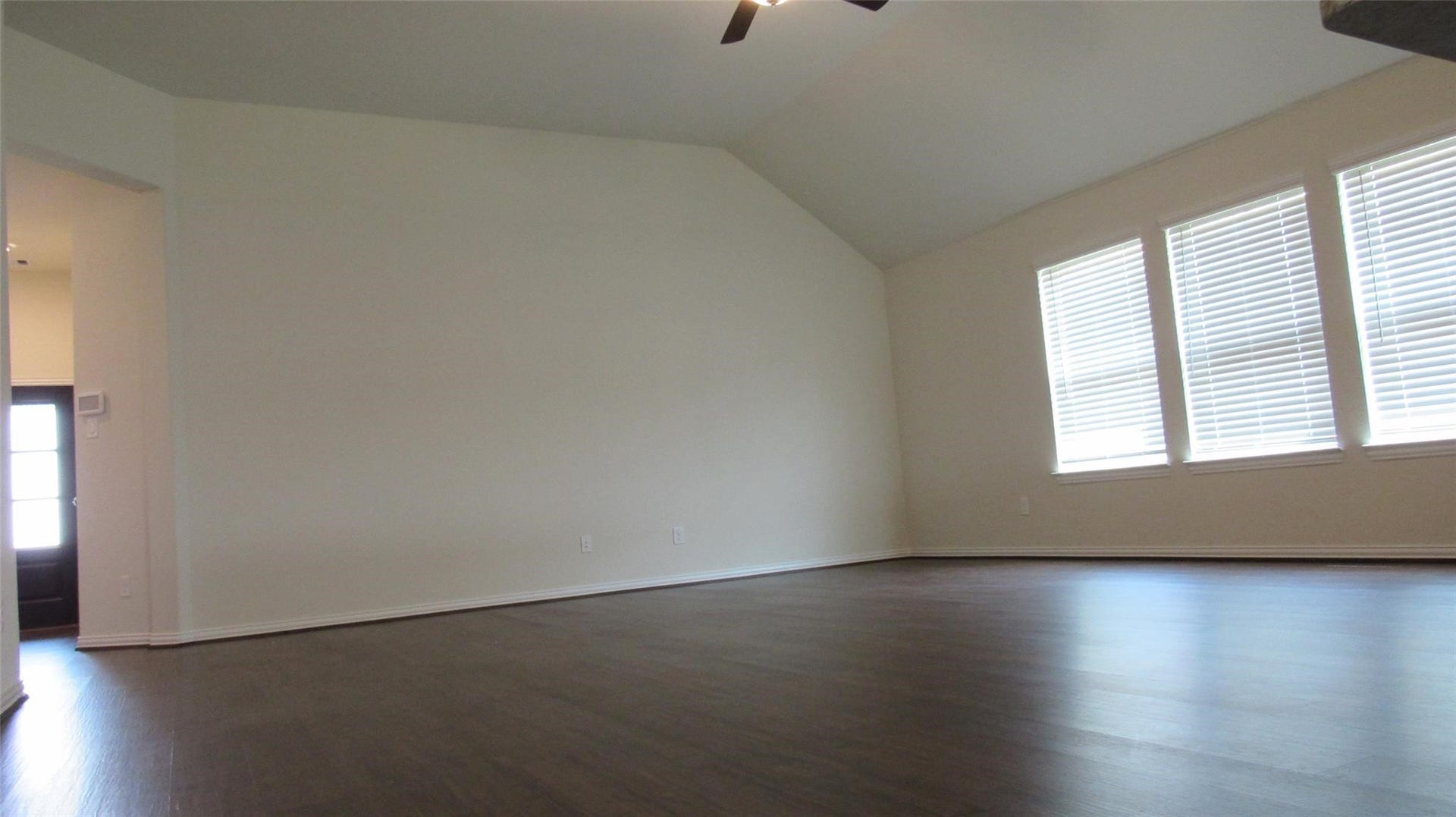 9007 Beacon Mill Drive, Cypress, TX 77433 9007 Beacon Mill Drive, Cypress, TX 77433