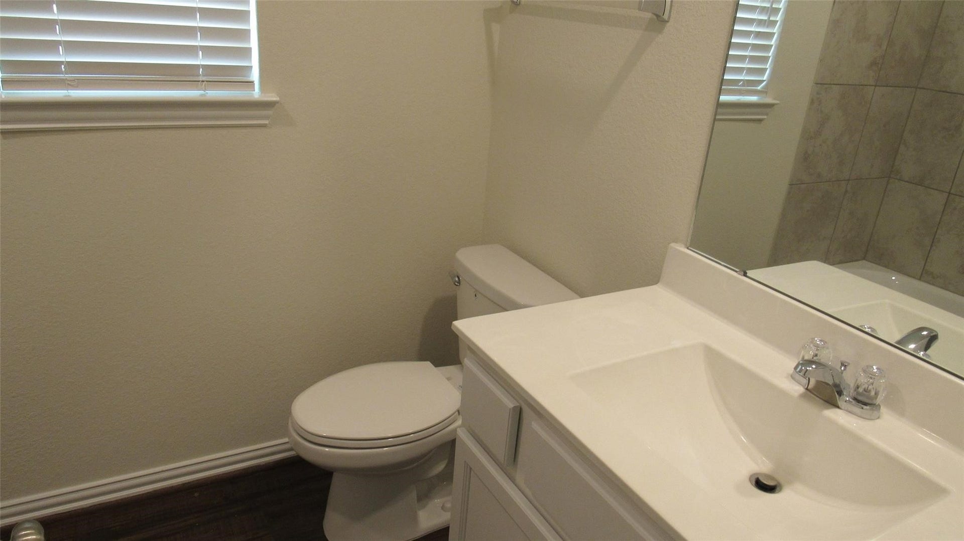 9007 Beacon Mill Drive, Cypress, TX 77433 9007 Beacon Mill Drive, Cypress, TX 77433